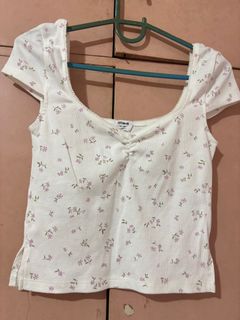 (Category: ) located in . Submitted by angelthings.cute (Listing ID 1412130244, Image 1). Description: .