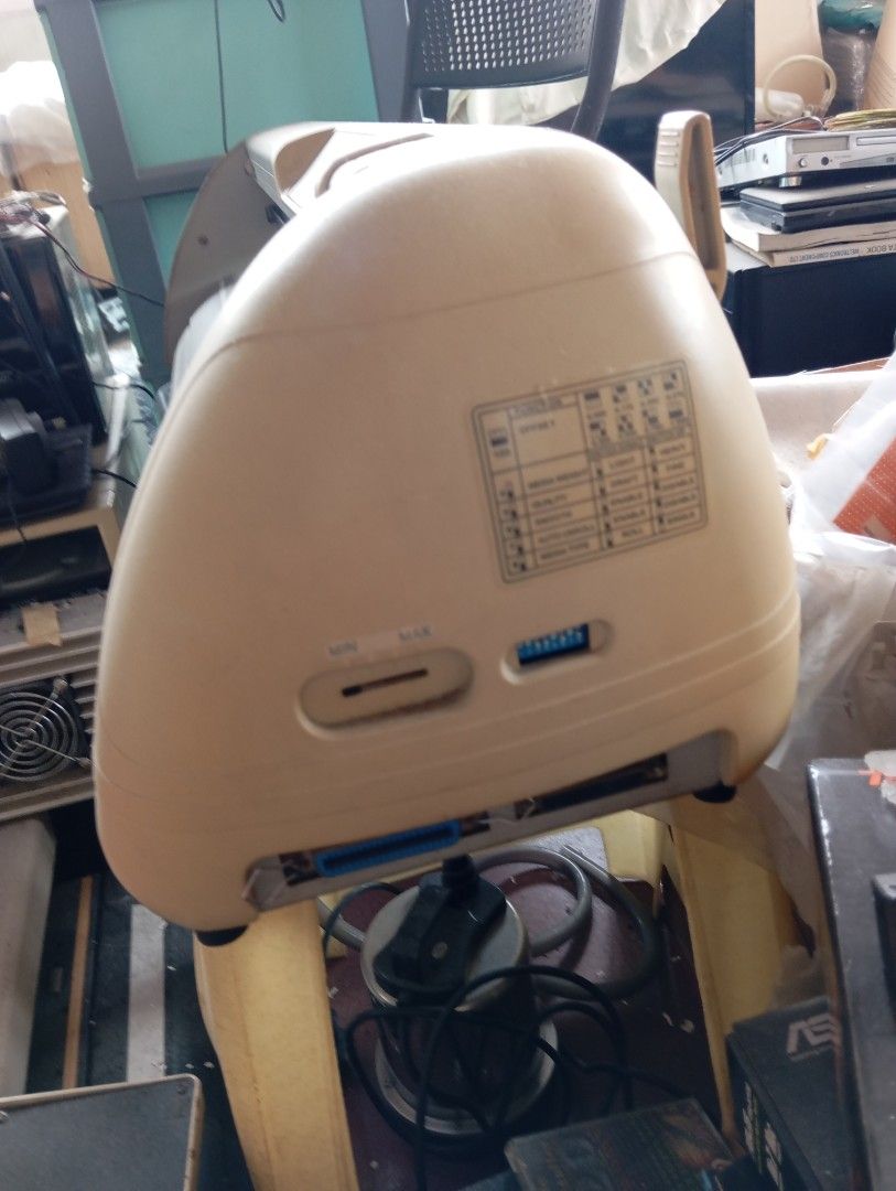 Cutting Plotter (Category: Printers, Scanners & Copiers) located in Kuala Lumpur. Submitted by quekkengke63986 (Listing ID 1412024224, Image 3). Description: - Beige and gray cutting plotter - Control panel included - Memory card slot and USB port - Suitable for various cutting tasks.