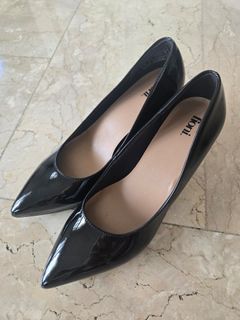 (Category: ) located in . Submitted by grmdlr (Listing ID 1411989529, Image 1). Description: .