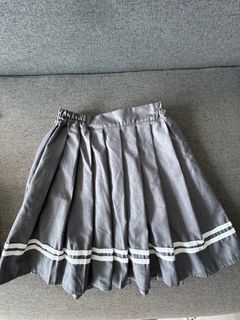 (Category: ) located in . Submitted by prettylilfinds (Listing ID 1412025831, Image 1). Description: .