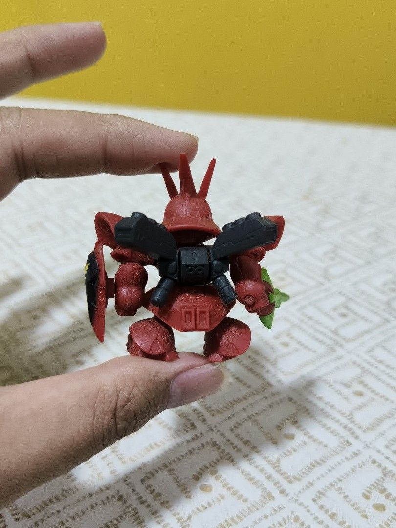 Gundam Sazabi Gashapon (Category: Toys & Games) located in Bangi. Submitted by storebaru (Listing ID 1412081409, Image 3). Description: -all in good conditions Do pm me if you're interested 😊.