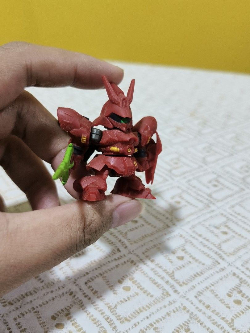 Gundam Sazabi Gashapon (Category: Toys & Games) located in Bangi. Submitted by storebaru (Listing ID 1412081409, Image 1). Description: -all in good conditions Do pm me if you're interested 😊.