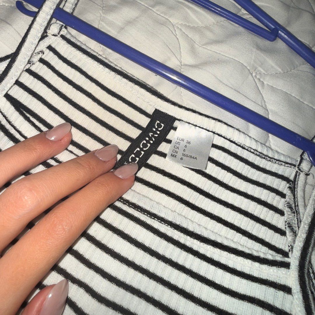 H&M Halter Off Shoulder Dress (Category: Dresses) located in Bacoor. Submitted by heyise (Listing ID 1412137417, Image 3). Description: .