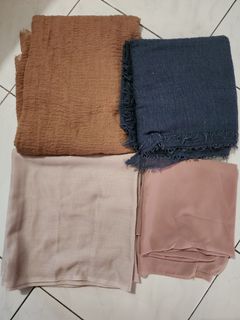(Kategori: ) berada di . Dikirim oleh tyoari (ID iklan 1411994636, Gambar 1). Deskripsi: .