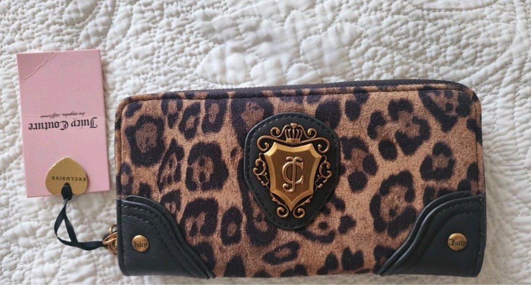 Juicy Couture Leopard Long wallet (Category: Wallets & Card holders) located in Manila. Submitted by trinity_86 (Listing ID 1412026698, Image 1). Description: ON HAND Last price posted AUTHENTIC brand new with tags Gcash/bank transfer only Sure buyer please.
