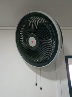 (Category: ) located in . Submitted by ferbshah (Listing ID 1411970856, Image 1). Description: .