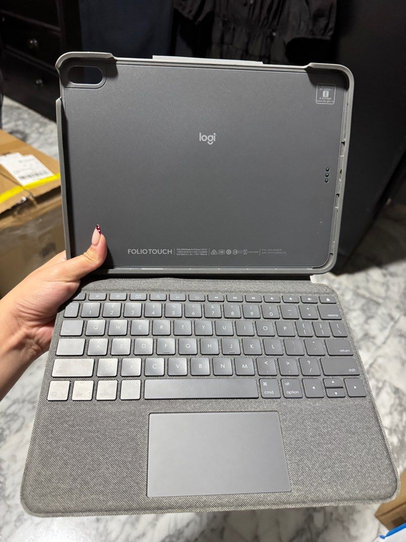 Logitech Folio Touch Keyboard65075936721153111
