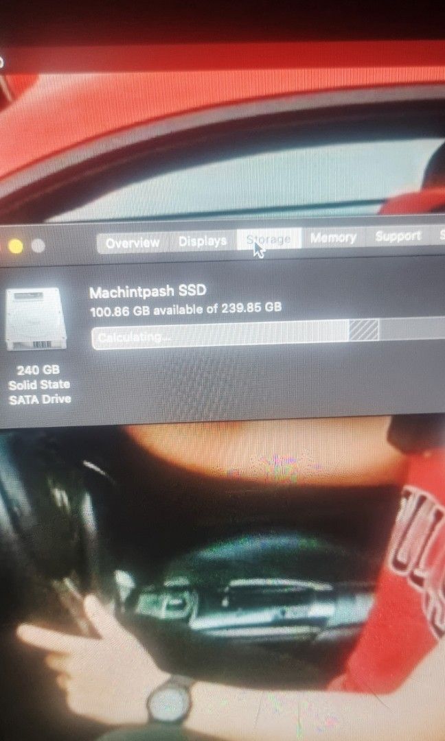 Macbook pro 2010 (Category: Laptops & Notebooks) located in Plaridel. Submitted by luckyhat (Listing ID 1412085312, Image 3). Description: .