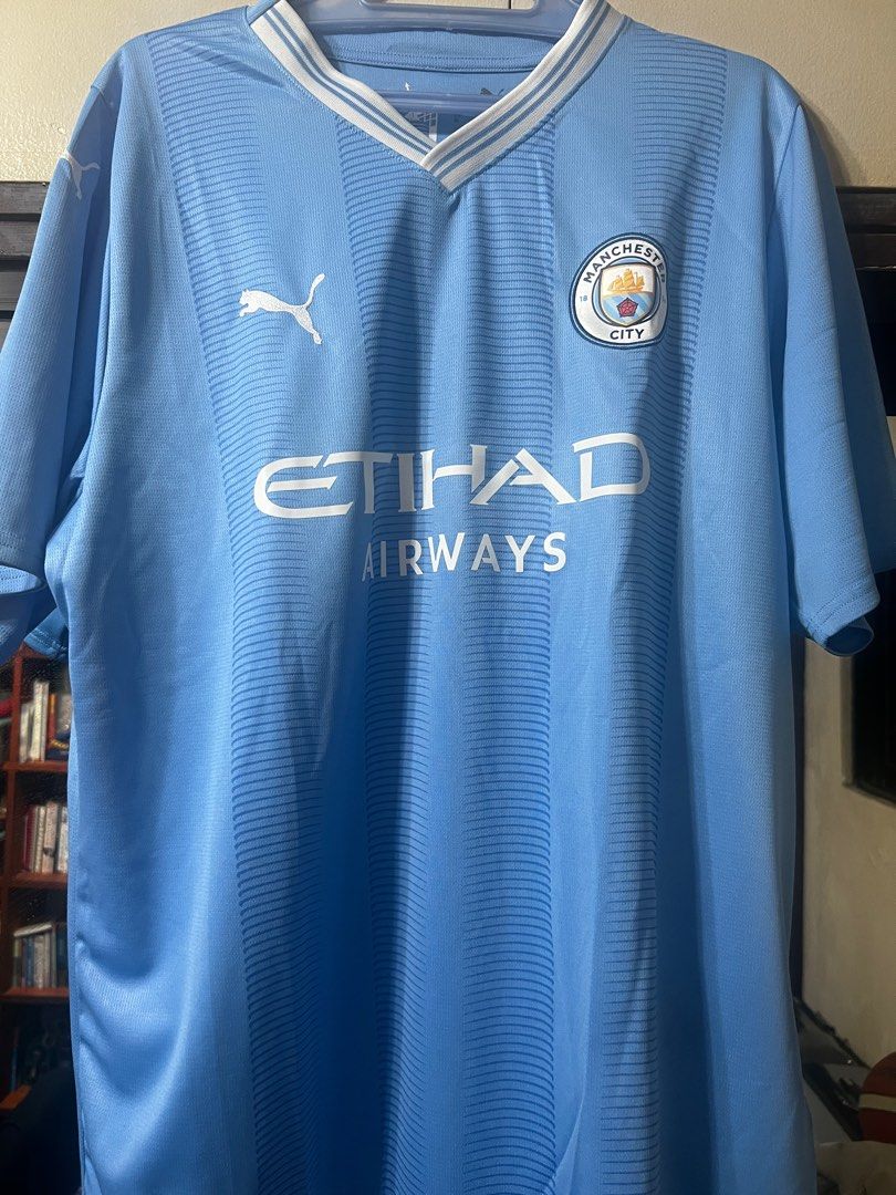 Manchester City Home Kit/Jersey (Category: Tshirts & Polo Shirts ) located in Quezon City. Submitted by jaylennnn (Listing ID 1412110389, Image 1). Description: .