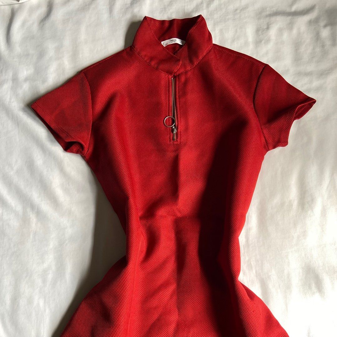 Mango Red Textured Mini Dress (Category: Dresses) located in Bulacan. Submitted by thriftbin (Listing ID 1412119315, Image 1). Description: AVAILABLE bust 32" length 31" No when worn pic ‼️Fixed price *ONLY OFFER IF SURE BUYER ship via J&T / sdd loc: bulacan.