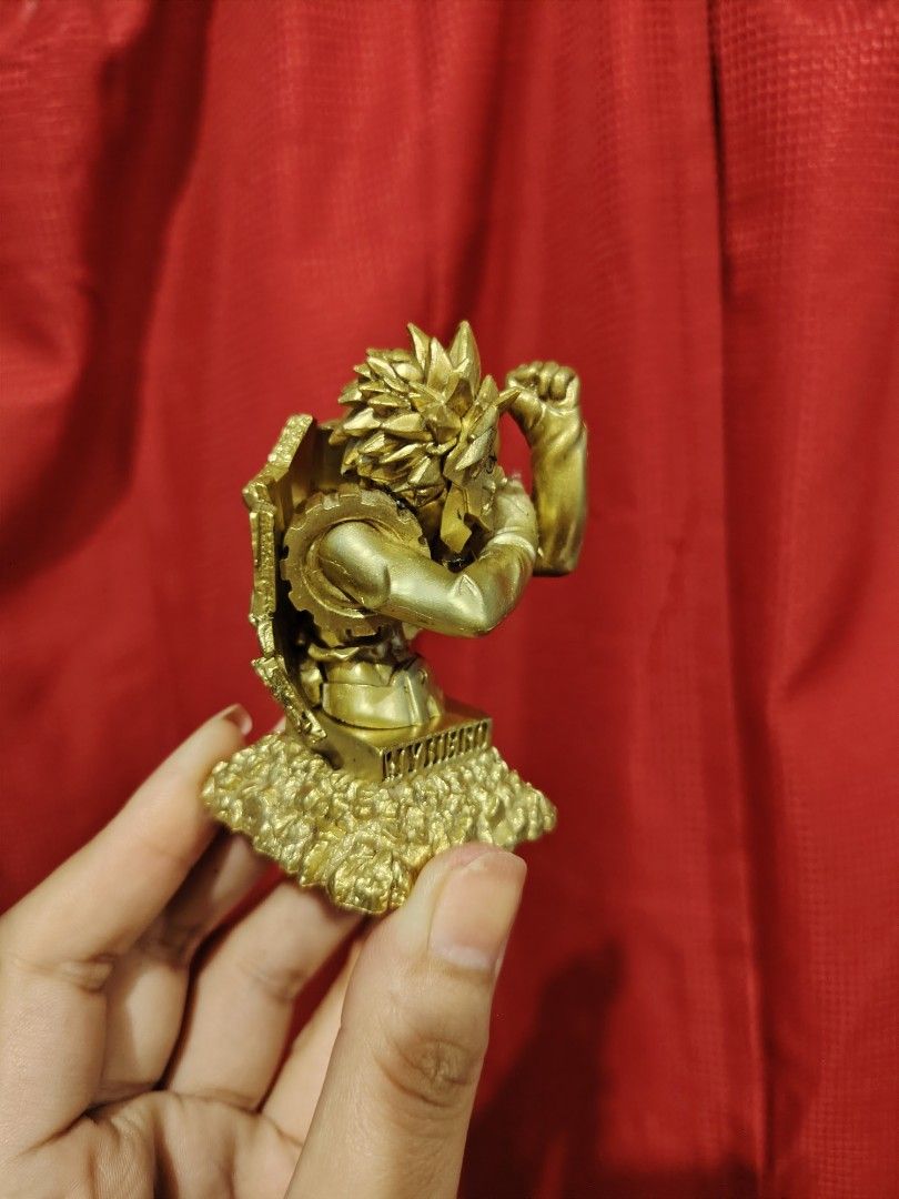 MHA KIRISHIMA GOLD FIGURE (Category: Figurines & Statues) located in Caloocan City. Submitted by jowanas (Listing ID 1412132402, Image 2). Description: X sensi, loose as is. Check pics. Actual pictures posted. What you see is what you get. .