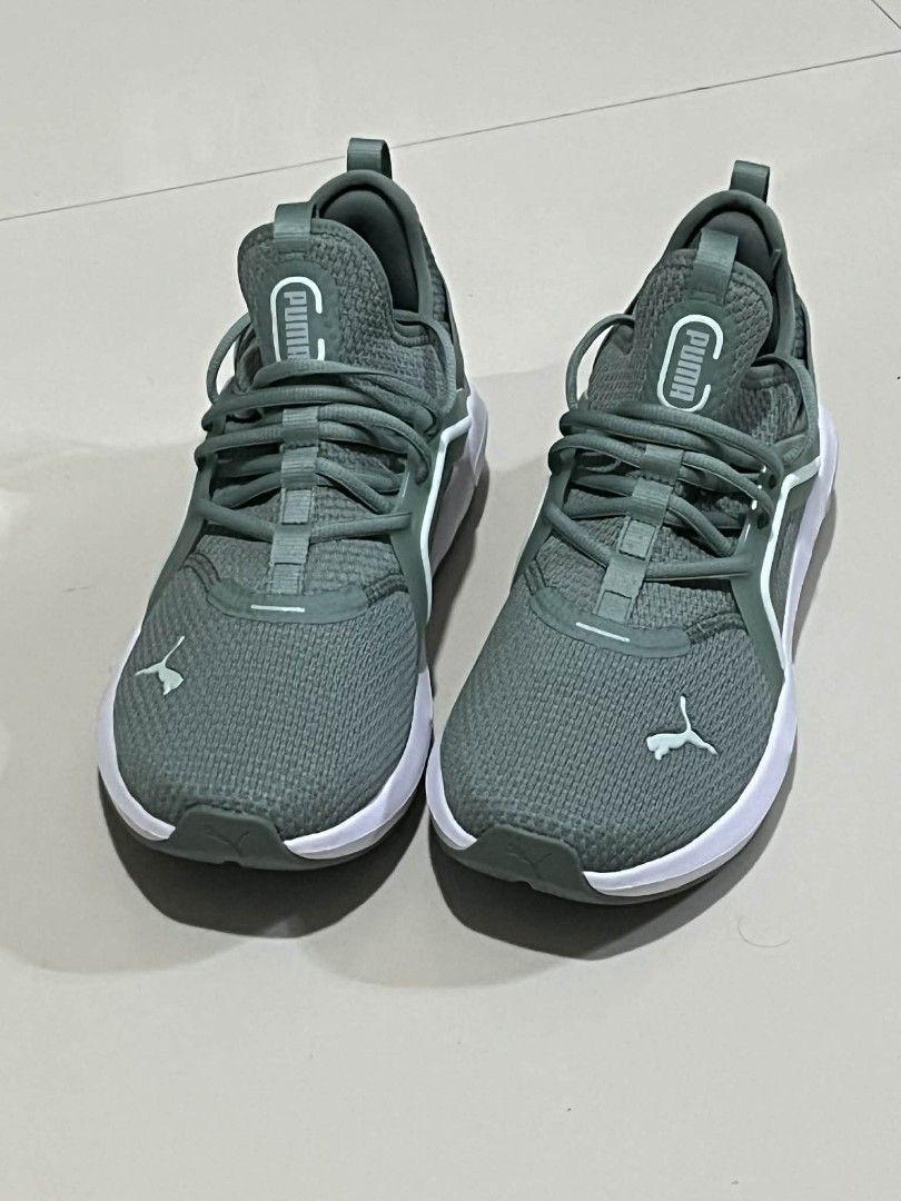 Puma Sneakers Green and White (Category: Sneakers) located in Lipa City. Submitted by edenelektra (Listing ID 1412082268, Image 1). Description: - Puma sneakers in green and white - Puma logo on side and tongue - Mesh upper for breathability - White sole - Unique lacing system - Cushioned heel for comfort - Ideal for everyday use and light activities -Size 8.5 .