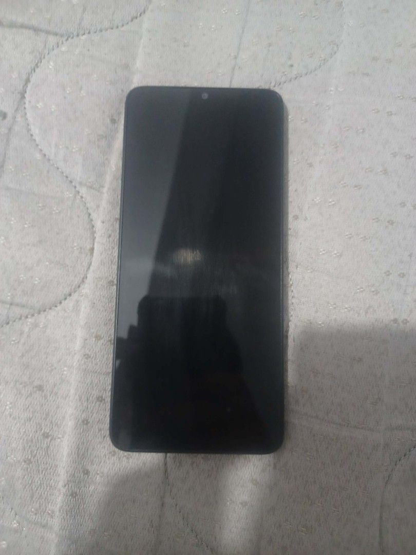 Redmi A3 (Category: Xiaomi) located in Manila. Submitted by bravehorse-8d21a1 (Listing ID 1412061265, Image 3). Description: Make an offer.