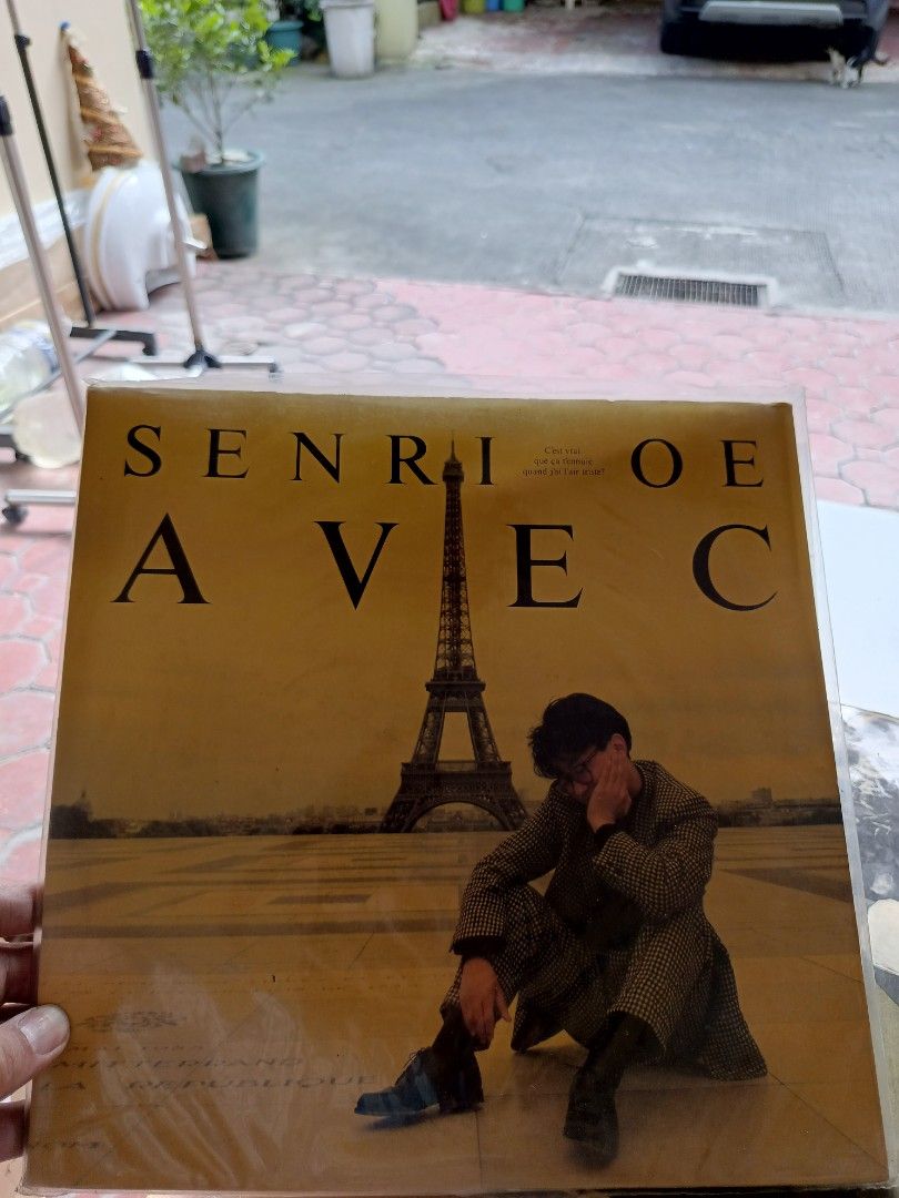 Senri Oe Avec Vinyl Record (Category: Vinyls) located in Paranaque City. Submitted by kikosgarage (Listing ID 1411978069, Image 1). Description: - Senri Oe Avec vinyl record - Features album cover with Eiffel Tower and person - Still in original packaging - Excellent addition to any vinyl collection.