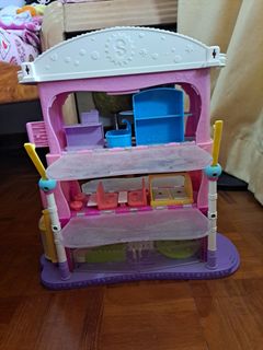 (Category: ) located in . Submitted by yeo.paulette (Listing ID 1412012241, Image 1). Description: .