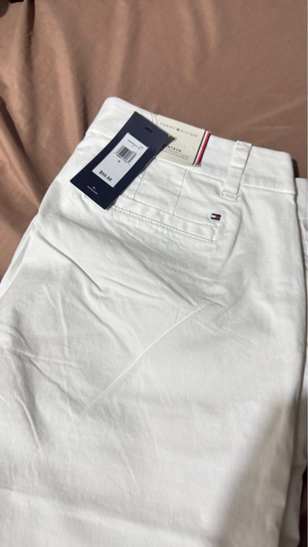 Tommy Hilfiger Chino pants/jeans (Category: Jeans) located in Anao. Submitted by declutterwithme0520 (Listing ID 1411959319, Image 2). Description: Repriced.Brand new with tag.selling low. Hindi kasya for mom.no time to return since bought this in TH Vancouver. For reference, i try it and okay yung fit nito sa’kin. Hindi lang talaga ako fan ng white jeans. I’m usually size 27 sa Uniqlo JW, and for other Uniqlo jeans, kasya sa’kin ang sizes 25–27 