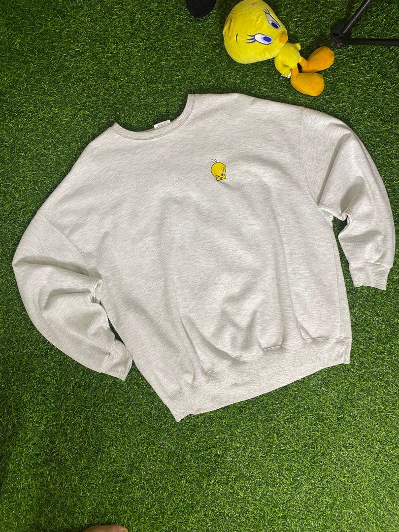 Tweey bird sweatshirt (Category: Coats, Jackets and Outerwear) located in Manila. Submitted by thriftthreadxx (Listing ID 1412053025, Image 1). Description: Tweey Sweatshirt Brand new condition Embossed back hit (check photos for details) .