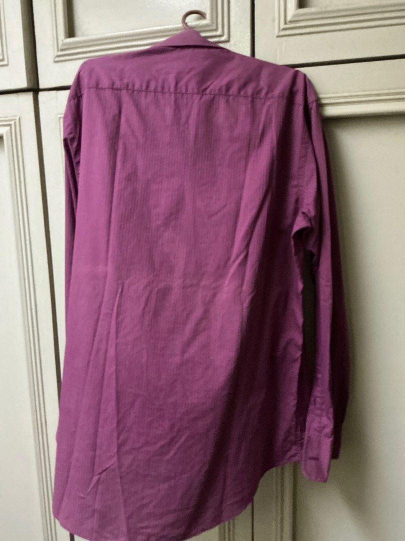 Wharton Blue Chip Long Sleeve Shirt Large (Category: Tshirts & Polo Shirts ) located in Manila. Submitted by harbs05 (Listing ID 1412108010, Image 3). Description: - Wharton Blue Chip long sleeve shirt - Color: Purple - Features: Classic collar, single chest pocket, vertical striped pattern - Fit: Regular - Occasion: Casual or semi-formal.