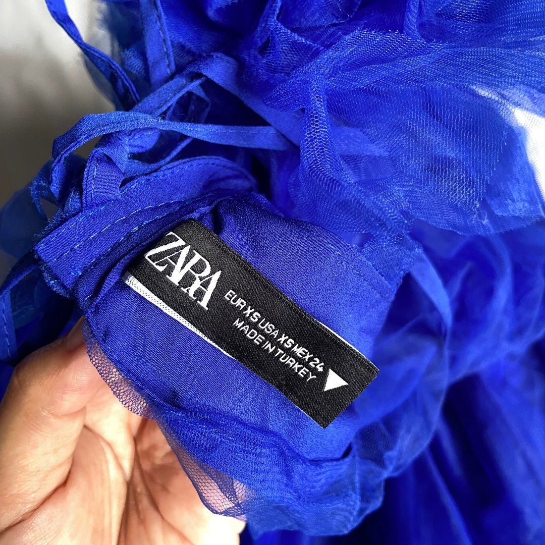 Zara Blue Halter Ruffled Top (Category: Sleeveless) located in Bulacan. Submitted by thriftbin (Listing ID 1412119882, Image 3). Description: AVAILABLE Size XS great for new year's party, night out, dates! No when worn pic ‼️Fixed price *ONLY OFFER IF SURE BUYER ship via J&T / sdd loc: bulacan.