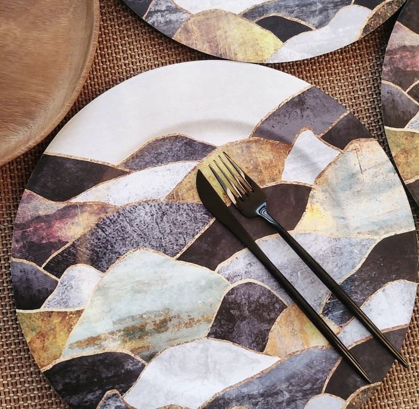 13” charger plate, 12pcs/set (Category: Other Kitchenware & Tableware) located in Paranaque City. Submitted by nifty_keeper (Listing ID 1412319485, Image 2). Description: SALE PRICE! From 3,000 now 1,500.