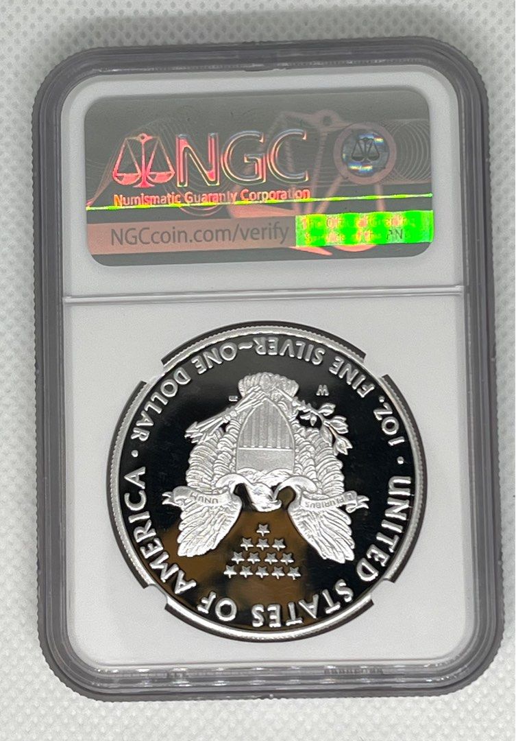 銀幣2021-W $1 Silver Eagle Type 1 Proof coin, graded as PF 69 Ultra Cameo by  NGC with box , 興趣及遊戲, 收藏品及紀念品, 錢幣- Carousell