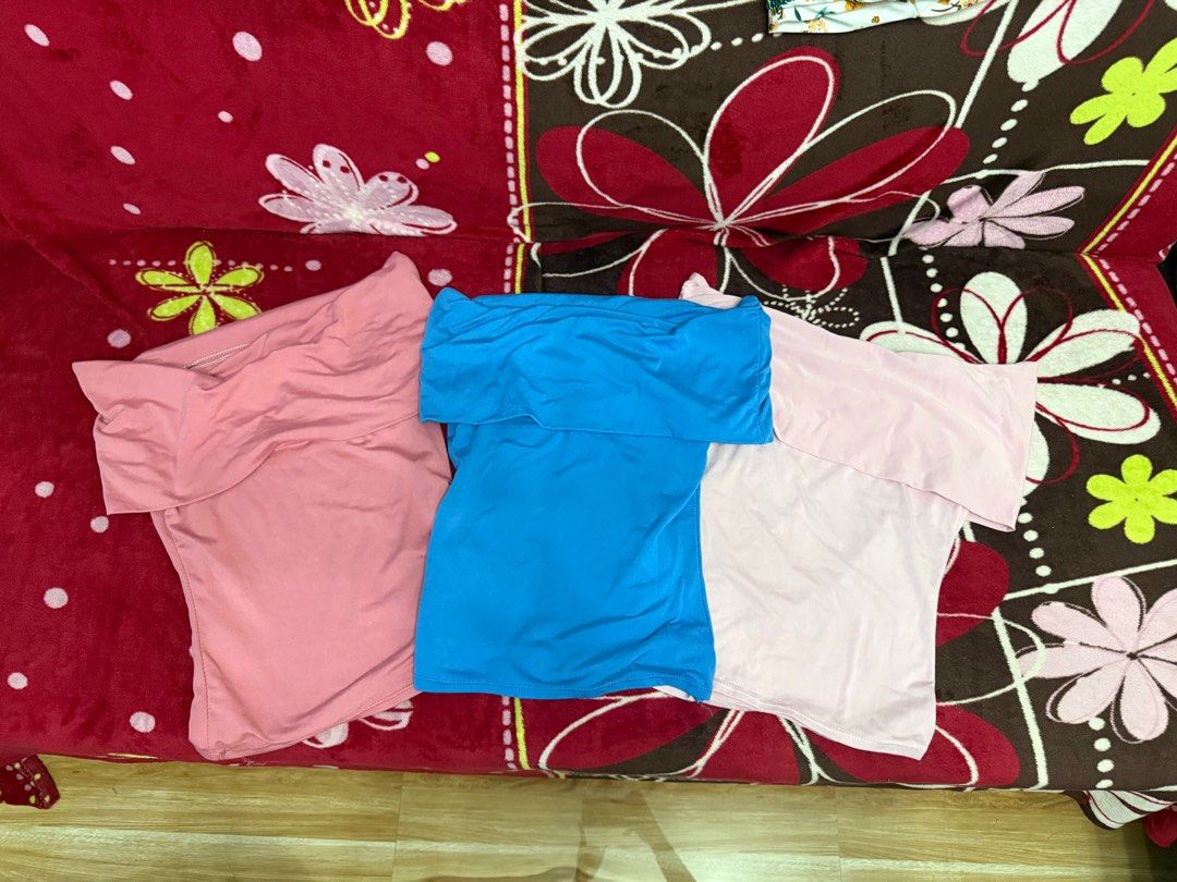 3 Way Top from Tiktok (Category: Blouses) located in Manila. Submitted by dendennnnnnn_ (Listing ID 1412207647, Image 1). Description: 3 Way Top from Tiktok (Light Pink, Blue, Dark Pink) - Tube top - Off shoulder - One sided top RFS: Not my style.