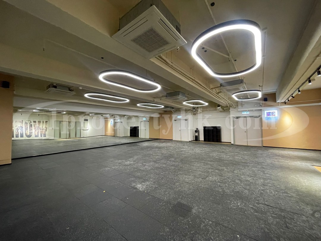 （分類：）位於 。 由 jasonng_office.leasing 提交（商品編號 1412209177，圖片 1）。簡介： 。