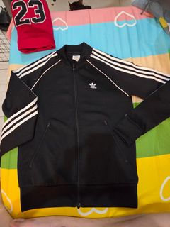(Category: ) located in . Submitted by jooooooooy (Listing ID 1412205849, Image 1). Description: .
