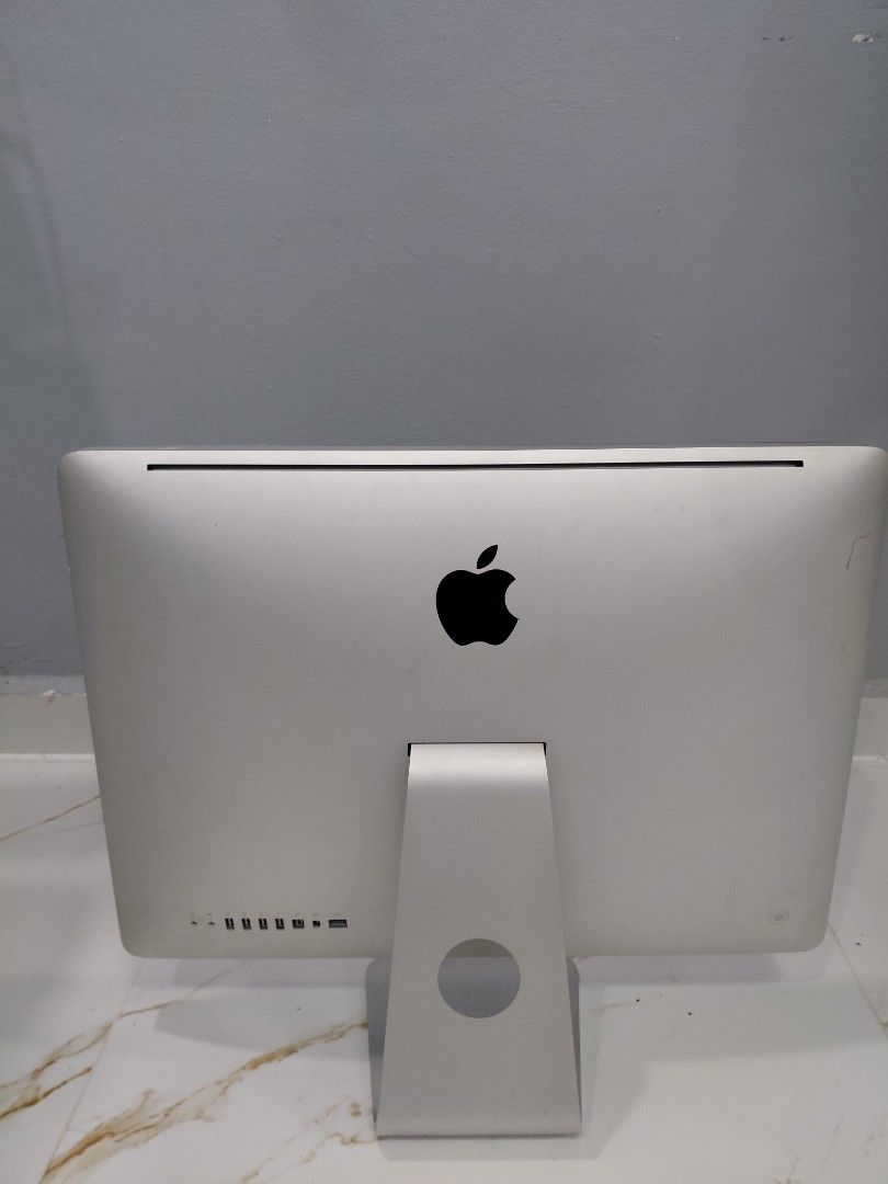 Apple iMac 21.5-inch (Late 2009)65606002190210114
