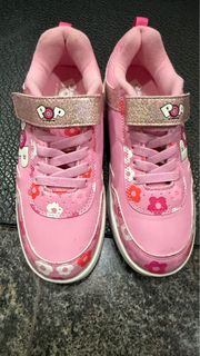 (Category: ) located in . Submitted by hello_kitty1984 (Listing ID 1412330570, Image 1). Description: .