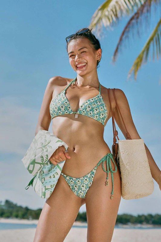 Blackbough Palmera Bikini Set (Category: Bikinis & Swimsuits) located in Pasig City. Submitted by jultzn (Listing ID 1412301594, Image 1). Description: - Super pretty bikini! - Last price posted, would rather keep than sell it low .