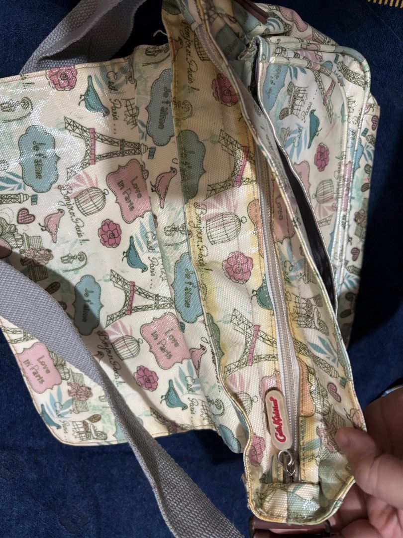 Cath Kidston Paris Print Sling Bag (Category: Shoulder Bags) located in Makati City. Submitted by issa124 (Listing ID 1412322202, Image 3). Description: Can’t Kidston Sling Bag Size: 12x8x2.5 inches Well used Still usable See all pictures for the condition .