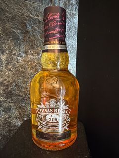 Chivas Regal 12 Year Old Blended Scotch Whisky 200ml, American & European Oak Cask, 40% whisky bottle