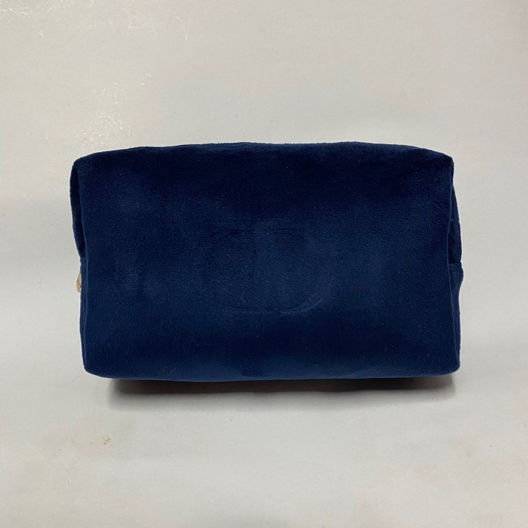 CHRISTIAN DIOR CD LOGO COSMETIC POUCH (Category: Luxury Bags & Wallets) located in Victorias. Submitted by preluxe_ph (Listing ID 1412255228, Image 1). Description: Authentic Rank A as is where is for your daily essentials💄.