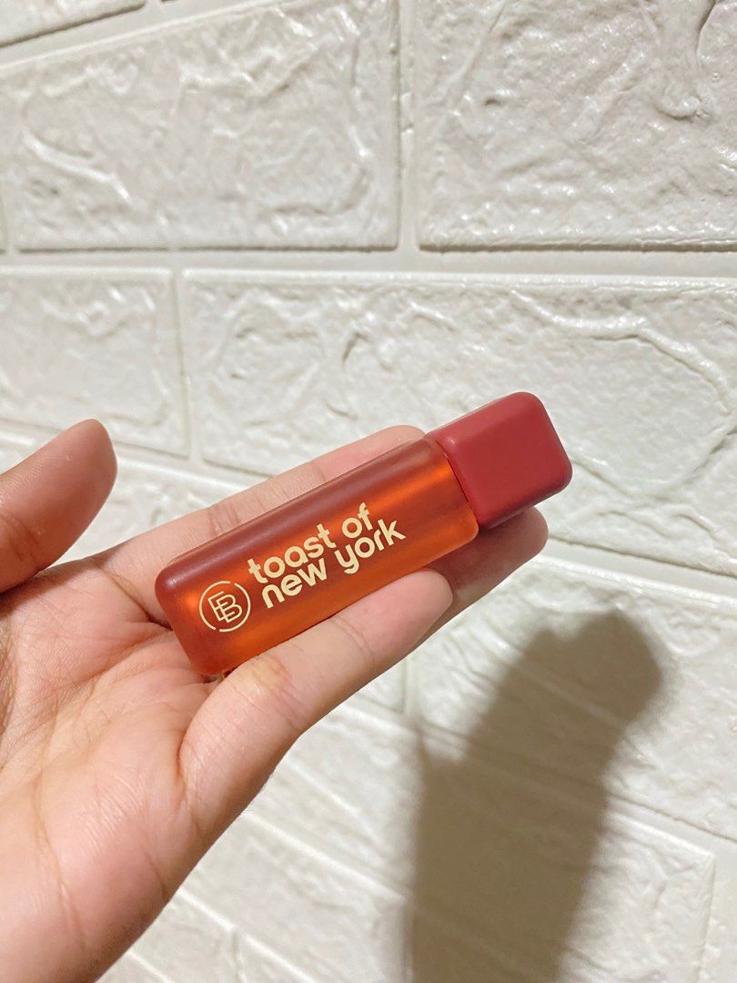 EB | LIP CREAM MEDIUM SHADE (Category: Makeup) located in Manila. Submitted by missthrift___ (Listing ID 1412145902, Image 1). Description: - 98% of product - bought at watsons for 200+ pesos.