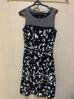 (Category: ) located in . Submitted by beautyfashdeclutter (Listing ID 1412216782, Image 1). Description: .