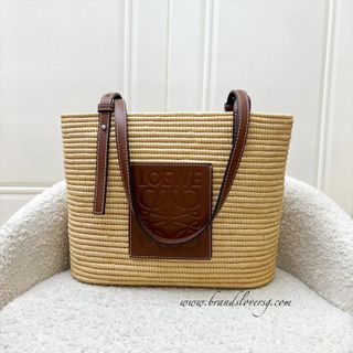 (Category: ) located in . Submitted by brands_lover (Listing ID 1412226368, Image 1). Description: .
