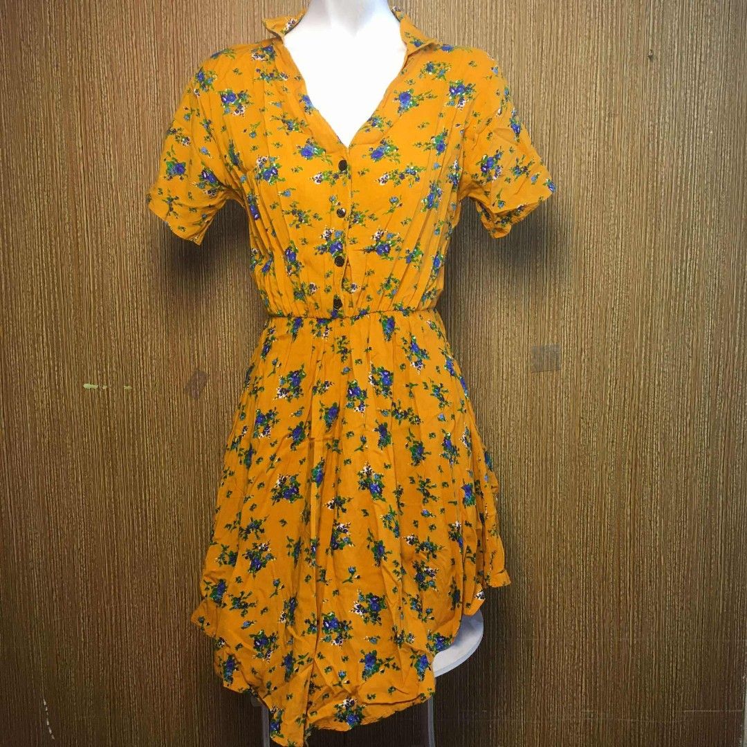Floral Romper Dress (Category: Dresses) located in Caloocan City. Submitted by _misskaye (Listing ID 1412273943, Image 1). Description: - Yellow floral dress - Short sleeves - Collared neckline - Button-down front - Elastic waist - Flared skirt - Stylish and comfortable for casual wear ⚜️ Location: Brgy. 167, Caloocan City ⚜️ MOD: J&T or LALAMOVE ⚜️ no cancellation/exchange/refund ⚜️ MOP: GCASH or MAYA ⚜️ Always manage your expectations. ⚜️ Color