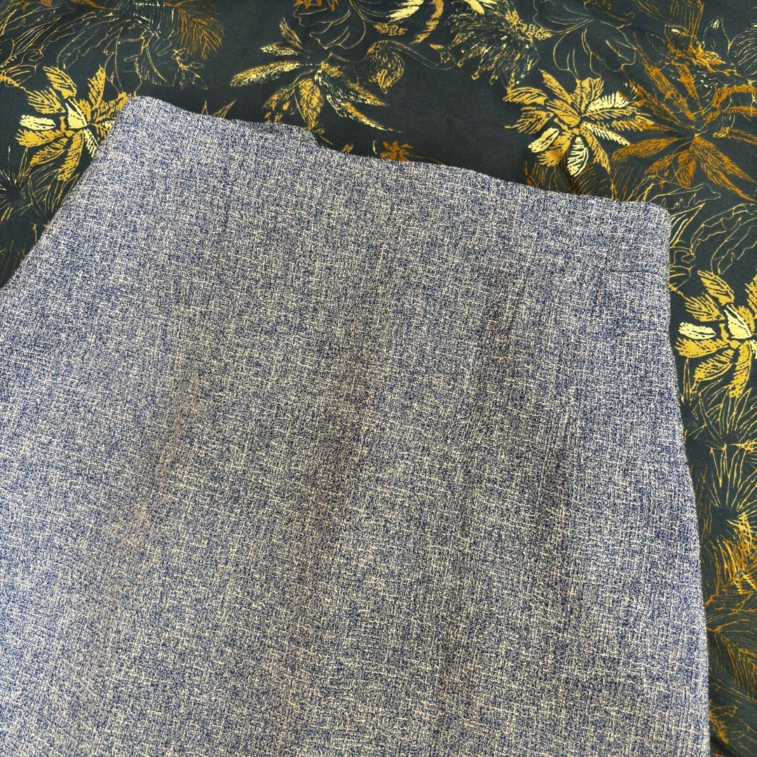 Forme Blue Tweed Skirt (Category: Skirts) located in Balanga. Submitted by heyyletsdeclutter (Listing ID 1412205123, Image 1). Description: - Forme skirt - Blue tweed fabric - Size S (USA/UK) - Zipper closure at the back - Button closure at the waist - Lined with white fabric - Garter attached at the back.