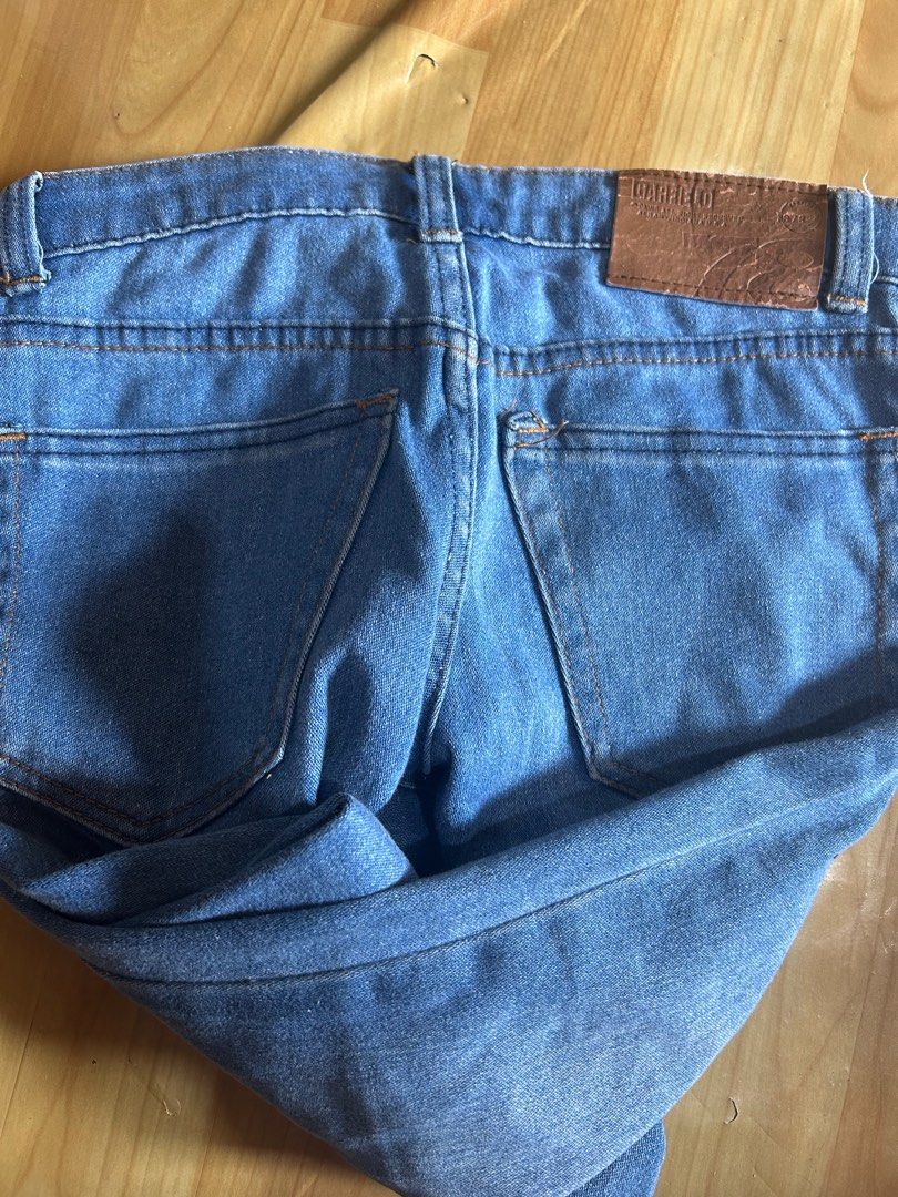 Garfield Boys’ Pants (Category: Babies & Kids Fashion) located in Taguig. Submitted by iamfab15 (Listing ID 1412176942, Image 2). Description: Stretchable and comfy Fit to 4-6Y.