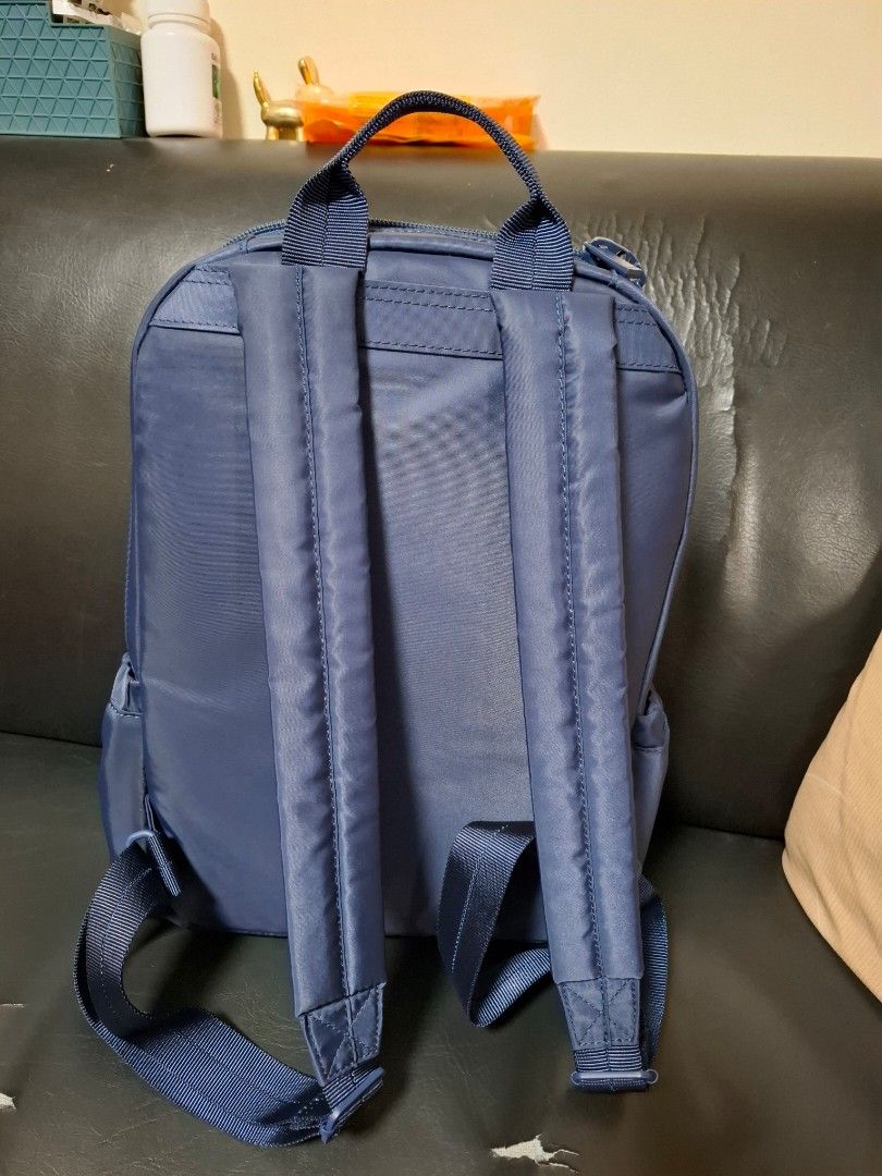 Hedgren Backpack XXL (Category: Backpacks) located in Makati City. Submitted by clickandselect (Listing ID 1412256257, Image 2). Description: - Hedgren HICT11 XXL backpack - Stylish navy blue exterior - Multiple zippered compartments - Adjustable straps and top handle - Perfect for everyday use or travel - Original price: PHP 6,490.00.