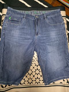 (Category: ) located in . Submitted by am596 (Listing ID 1412163552, Image 1). Description: .