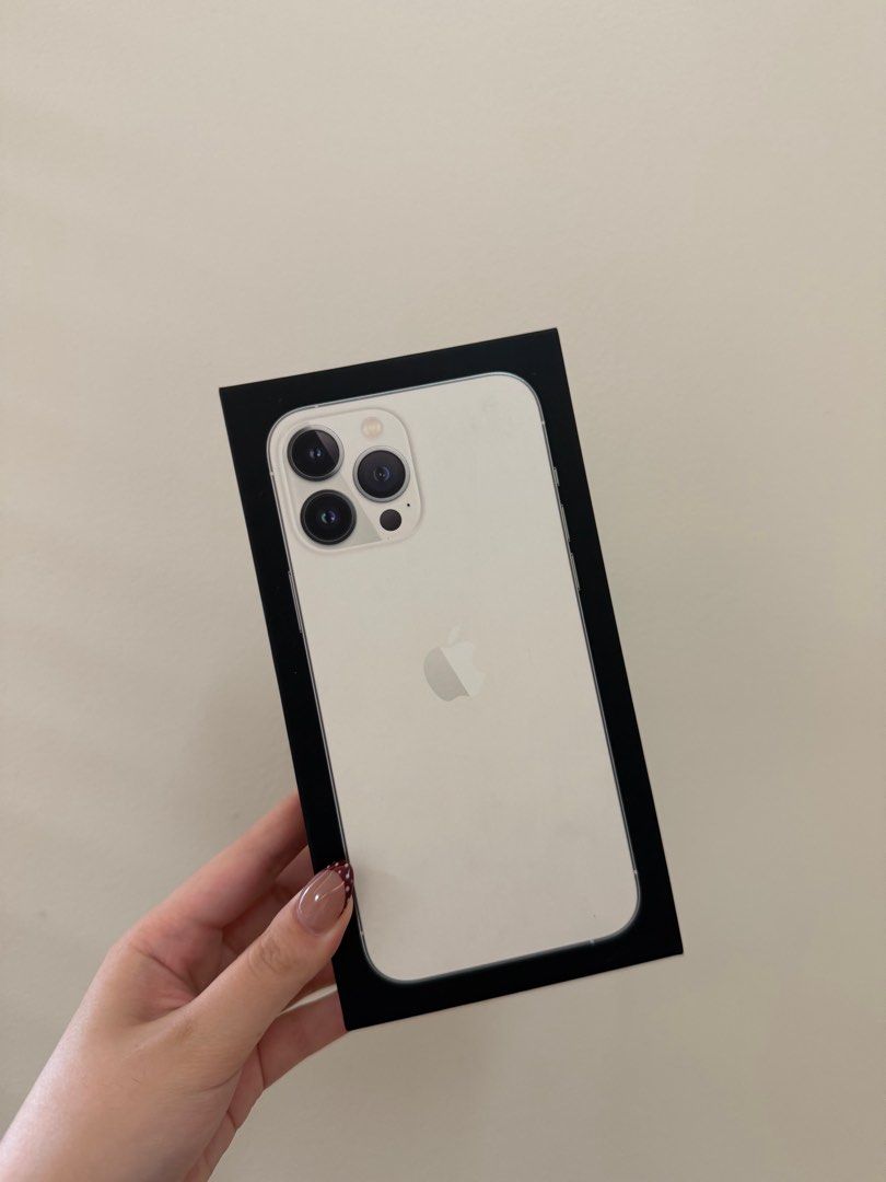 iPhone 13 Pro Max 256GB – Unlocked (Category: iPhone 13 Series) located in Quezon City. Submitted by shandre10 (Listing ID 1412197846, Image 1). Description: - Comes with original box (charger not included) - No scratches, no repairs, never been opened - Lady-owned, smooth performance – literally no issues at all - Battery health: 76% - Fully unlocked, works with any network - Note: The photo shows a crack, but it’s just the screen protector – ph