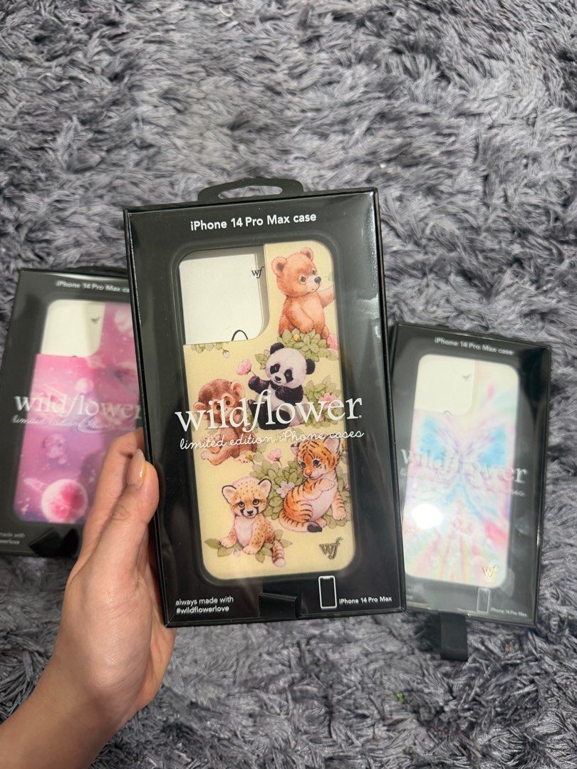Iphone 14 Pro Max Wildflower Case (Category: Cases & Sleeves) located in Arayat. Submitted by jellybelly1 (Listing ID 1412286217, Image 3). Description: Selling my used and well-loved Iphone 14 Pro Max Wildflower cases 💖✨ Authentic. Bought straight from the wildflower website ☺️ Rfs: my absolute favs, but already upgraded my phone 🥹 Antonio Garza - 750 Safari Babies - 750 Manifest - 750 Loc 📍Pampanga .