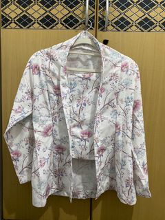 (Kategori: ) berada di . Dikirim oleh wearsbydevay (ID iklan 1412308557, Gambar 1). Deskripsi: .