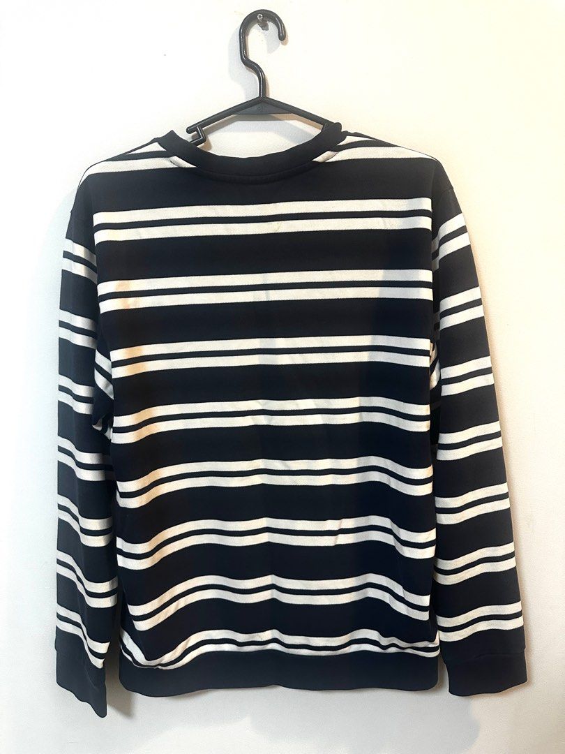 Lacoste Pullovers Sweaters (Category: Coats, Jackets and Outerwear) located in Marikina City. Submitted by worldwide.handsome (Listing ID 1412199964, Image 2). Description: All in Good Condition Preloved 9/10 •Lacoste Quilted Crewneck Sweatshirt ( Grey) FR 4 US Medium •Lacoste Mens Striped Crewneck Sweatshirt (Blue and White stripes) FR 4 US Medium •Vintage Lacoste Knitted Sweater (Orange) FR 5 US L 4,000 each negotiable, take all 9,500.
