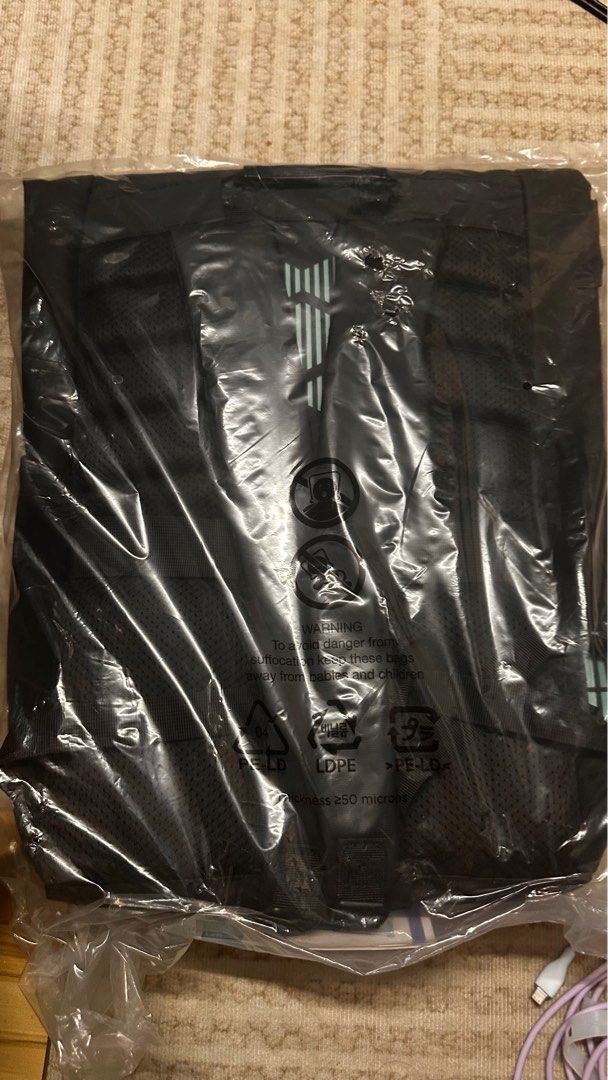 LOQ Padded Backpack for 15 inches Laptop (Unopened) (Category: Backpacks) located in Manila. Submitted by declutterwithcrescent (Listing ID 1412228157, Image 3). Description: Brand new Location: Sta. Mesa.