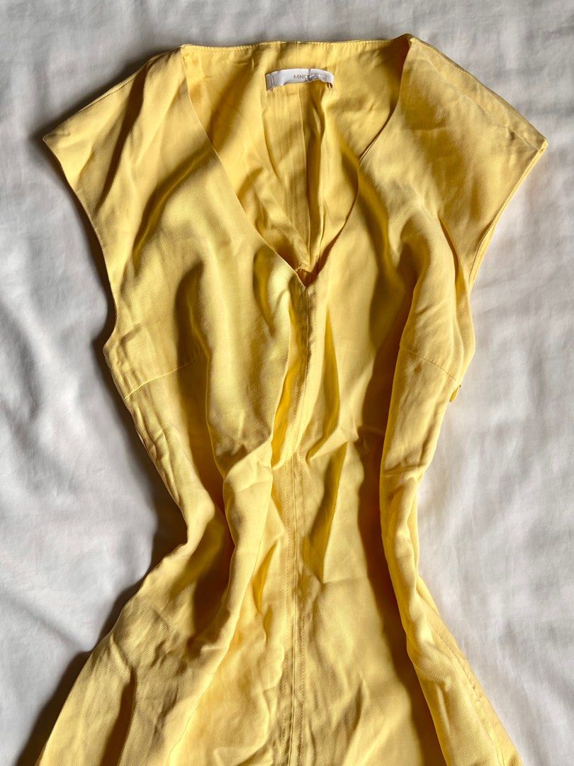 Mango Yellow Mini Dress (Category: Dresses) located in Bulacan. Submitted by thriftbin (Listing ID 1412305894, Image 3). Description: AVAILABLE Size XS with side zipper bust 29-30" length 31" waist 28" No when worn pic ‼️Fixed price *ONLY OFFER IF SURE BUYER ship via J&T / sdd loc: bulacan.