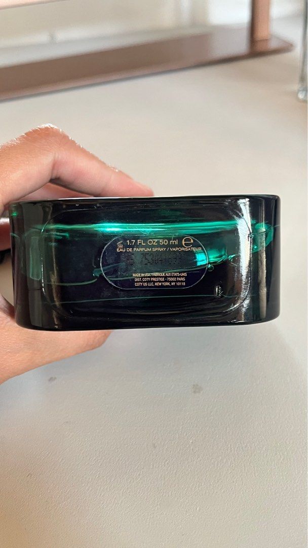 Marc Jacobs Decadence 50mL (Category: Looking For) located in Manila. Submitted by hellostellaa (Listing ID 1412206793, Image 3). Description: AUTHENTIC GALING USA Rfs: tambak lang, may konting bawas.