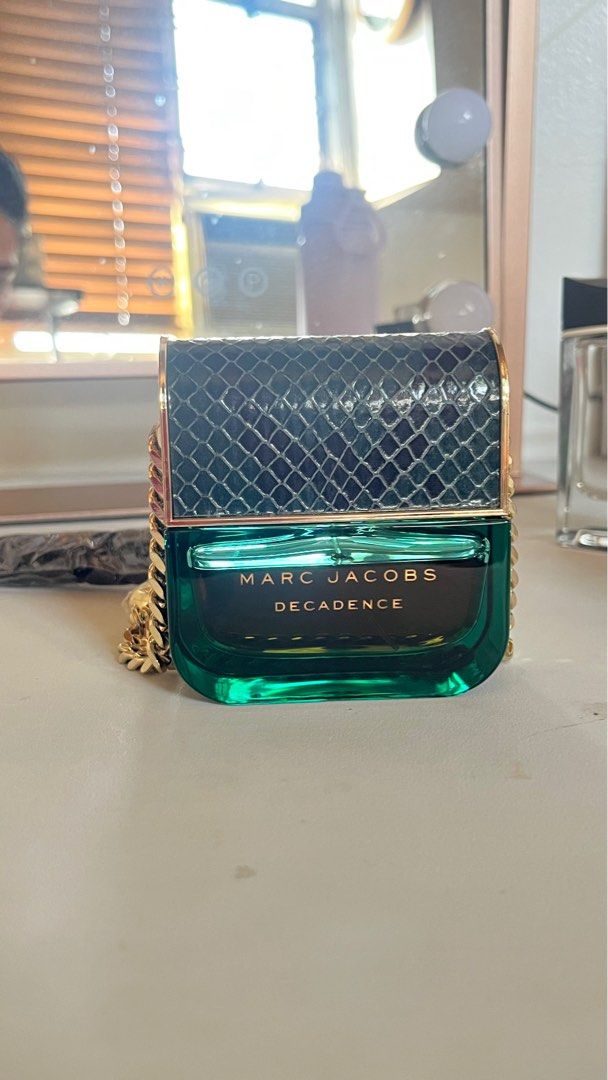 Marc Jacobs Decadence 50mL (Category: Looking For) located in Manila. Submitted by hellostellaa (Listing ID 1412206793, Image 1). Description: AUTHENTIC GALING USA Rfs: tambak lang, may konting bawas.